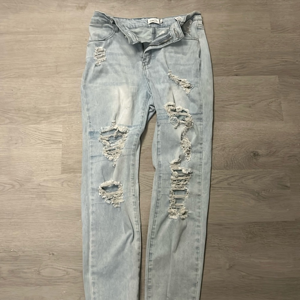 Rue 21 ripped skinny jeans
